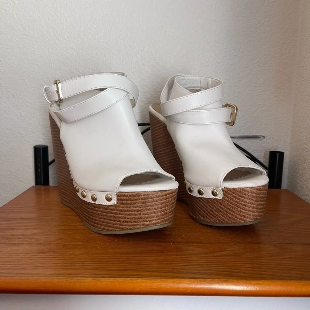 Woman's White Just Fab Sarahh Platform Wedge Shoes size 8.5